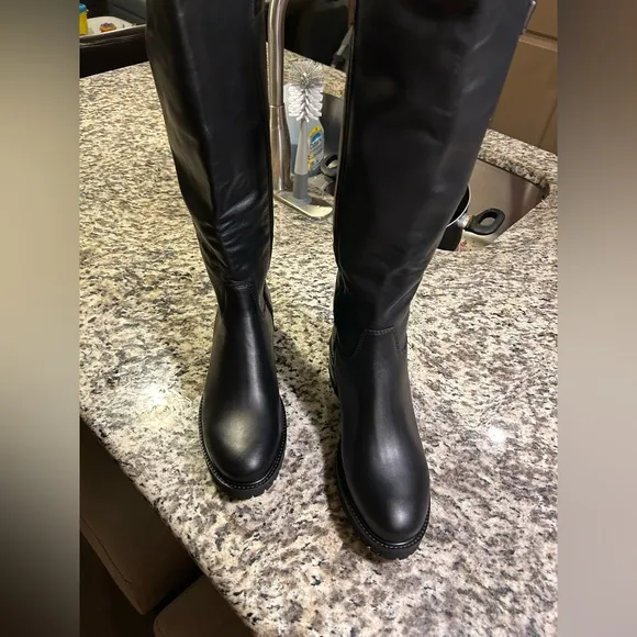 La Canadienne Carey Leather Boots