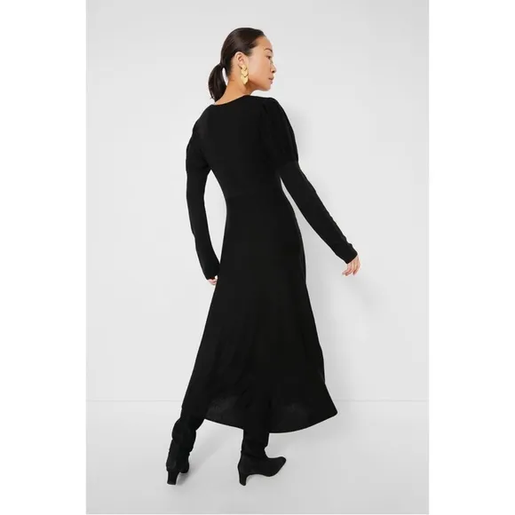 Large Tuckernuck Pomander Place Black Brielle Sweater Dress