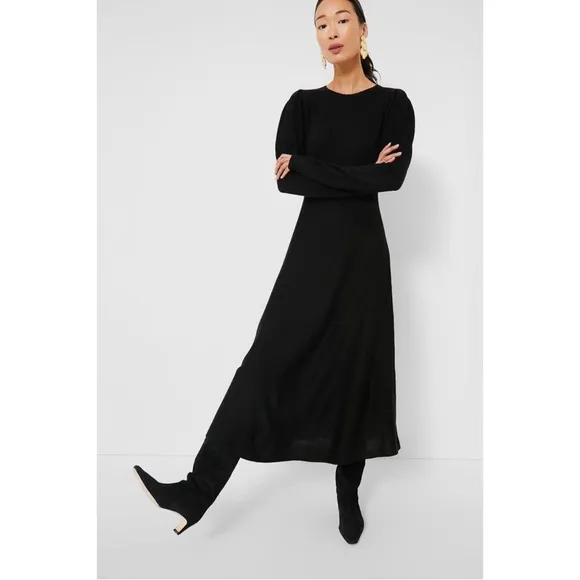 Large Tuckernuck Pomander Place Black Brielle Sweater Dress