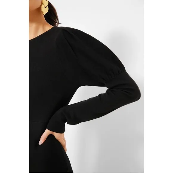Large Tuckernuck Pomander Place Black Brielle Sweater Dress