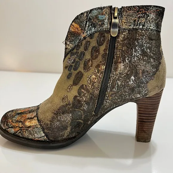 L'Artiste by Spring Step Eleni Ankle Boot MultiColor Artistic Leather 37 (6.5)