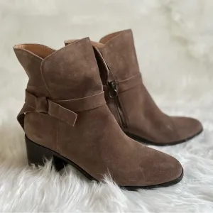 LATIGO 11 ANTHROPOLOGIE Danni Cocoa Brown Suede Knot Knotted Boots Booties