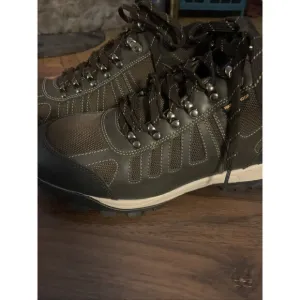Lincoln Outfitters Mens Leather Boots Size 11.5 Waterproof