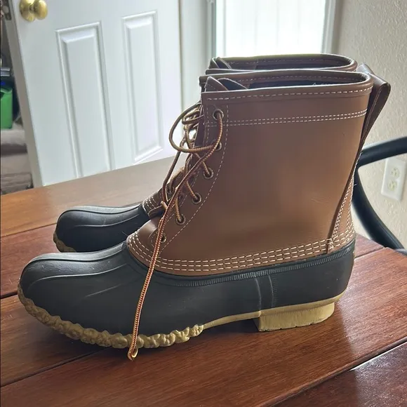 LL Bean Duck Boots | Thinsulate Gortex NWOT 10 retails for $250