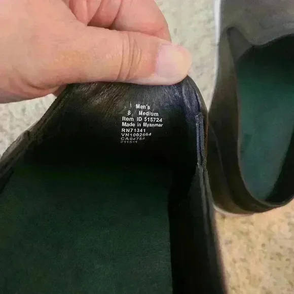 L.L. Bean Mountainville Slip-on Leather Black Men's Shoes Size 8 Medium