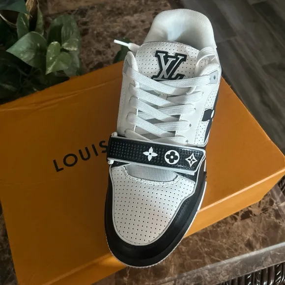 Louis Vuitton Black and White Sneakers with Skate-Style Silhouette
