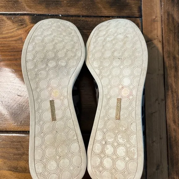 Louise et Cie Breyson Tan Leopard Print Sneaker size 9.5