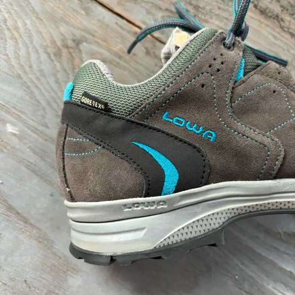 Lowa Focus GTX low hiking shoes | size 8