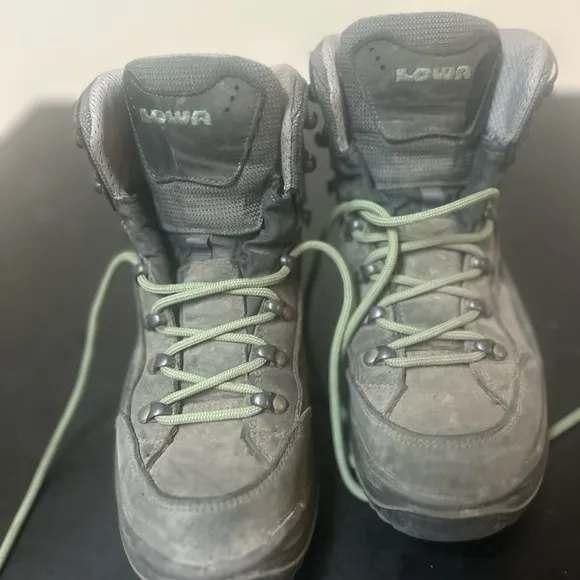 Lowa Renegade GTX Mid Gore-Tex Hiking Boots Womens 8 Outdoor Trail Vibram