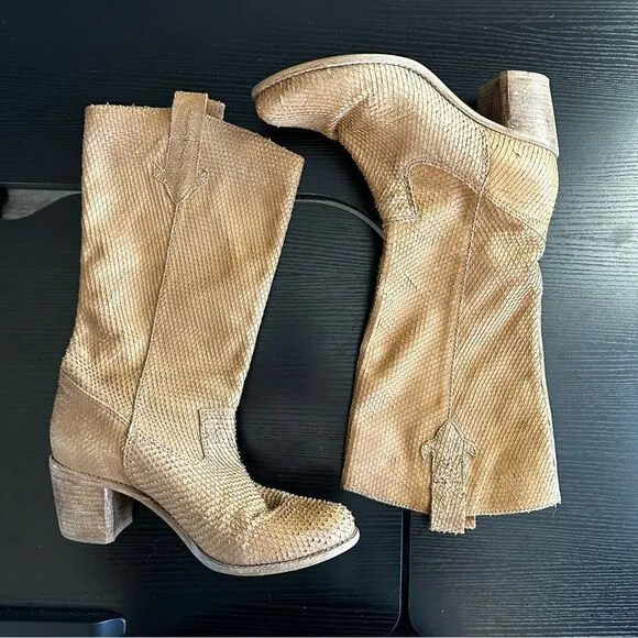 Matisse Women’s Promise Camel Brown Leather Pull On Textured Mid-Calf Boot, 9