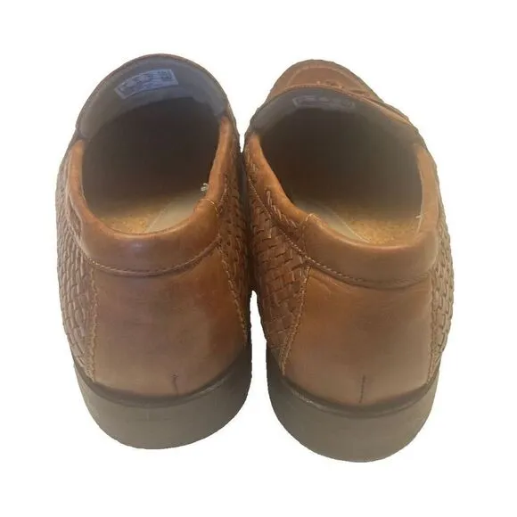 MENS CLARKS TOR COLLECTION TWINLEY FREE LEATHER SLIP ON TASSEL LOAFER SHOES Sz 9