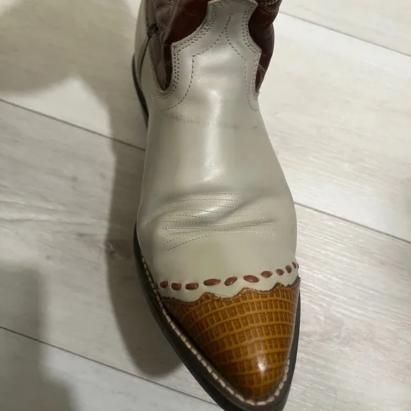 Men's Laredo Flagstaff  Wingtip Lizard print Cowboy Boots - Brown and Cream 10.5