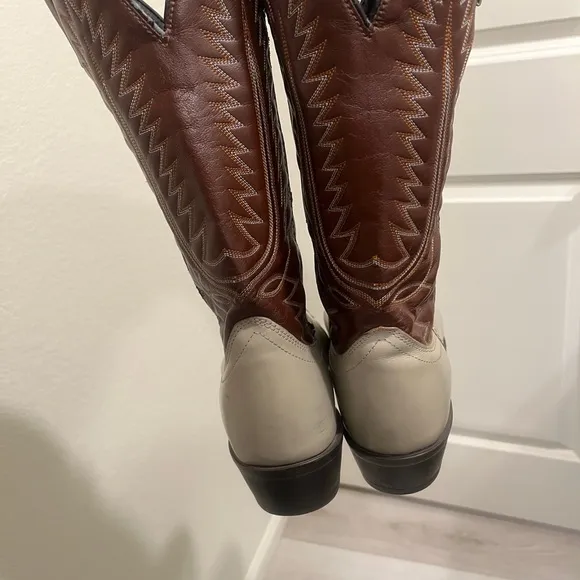 Men's Laredo Flagstaff  Wingtip Lizard print Cowboy Boots - Brown and Cream 10.5