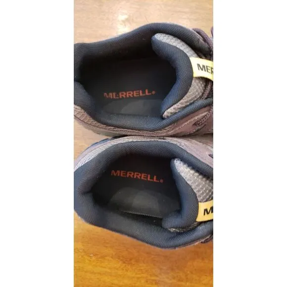 Men's Merrell Oakcreek Hiking Shoes 9 J036405 Low Top Suede Mesh