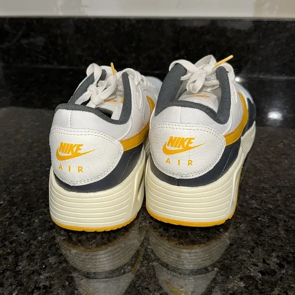 Mens Nike Air Max Sz 9.5