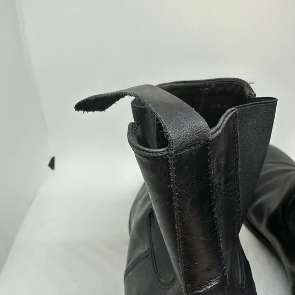 Men’s Russell &amp; Bromley London Chelsea Black Leather Boot - Size EU 44.5 - US 11