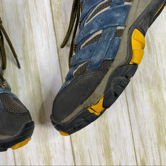 Merrell Blue &amp; Black Moab 2 Ventilator Low Profile Hiking Shoes