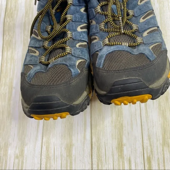 Merrell Blue &amp; Black Moab 2 Ventilator Low Profile Hiking Shoes