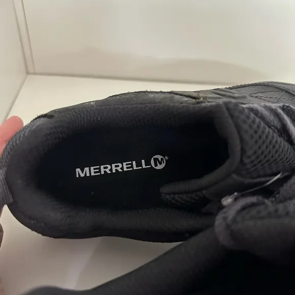 Merrell hiking shoes. Size 9,5