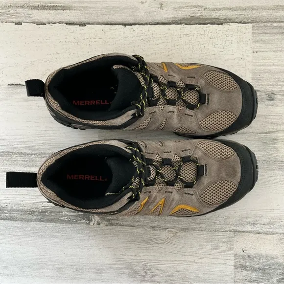 Merrell Men’s Yakota 2 Lace Up Hiking Shoes Size 9.5 Color-Brown/Yellow/ Black