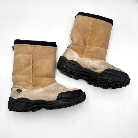 MERRELL men's YETI Massif Tan Beige Shearling Lined Boots - size 10