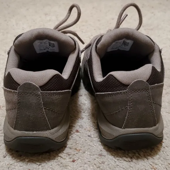 Merrell Trekker Boots trail  hiking shoes
