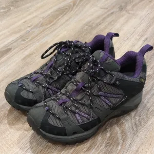 Merrell Women's Hiking Shoes - Black and Purple💜  size 6.5    GREAT SHAPE!!!!