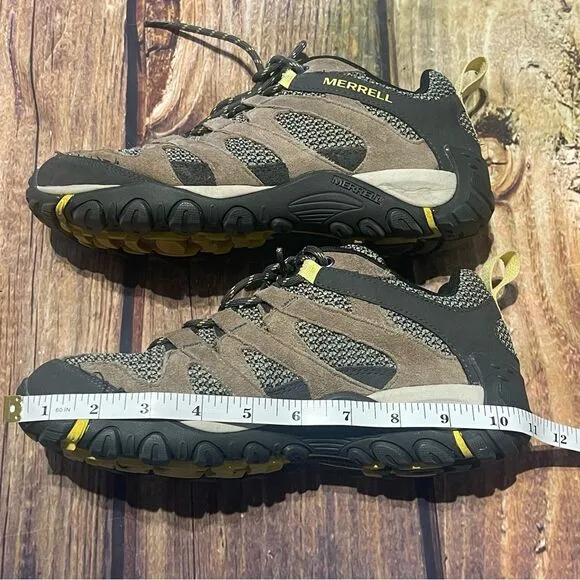 MERRELLS womens hiking shoes Size 9.5 Preowned