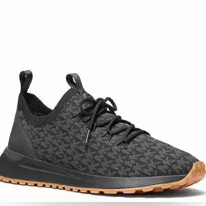 MICHAEL KORS DAX LOGO STRETCH KNIT TRAINER SHOES