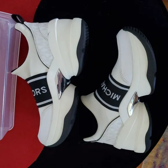 Michael Kors Olympia Logo Tape Scuba Slip-On Trainers Size 6.5