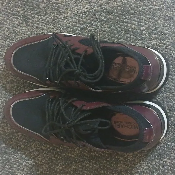 Michael Kors Wedge trainer women's sneakers size 9 burgundy black white…