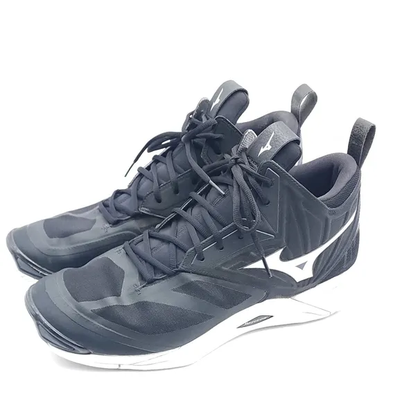 Mizuno Mens 15 Wave Momentum 2 Mid Volleyball Sneakers Black Lace Up Shoes