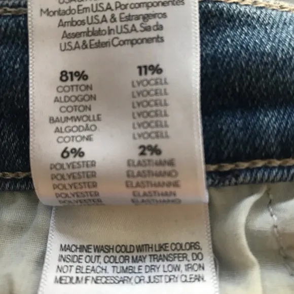 MOTHER The Weekender Fray jeans size 32- A Groovy Kind of Love wash