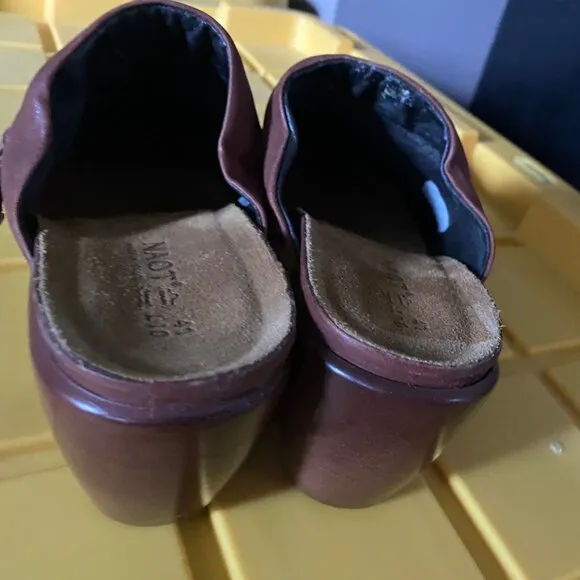 Naot Brown Clogs Slingback Slip On Wedge Sabo Leather Wedge Shoes  41 10 US