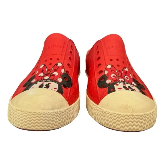 Native x Disney Minnie Mouse Jefferson Red and White Slip-on Shoes Girl’s Size 2