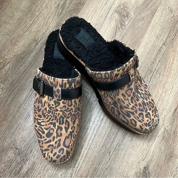 Naturalizer Wayde Cheetah Print Slip-On Clog