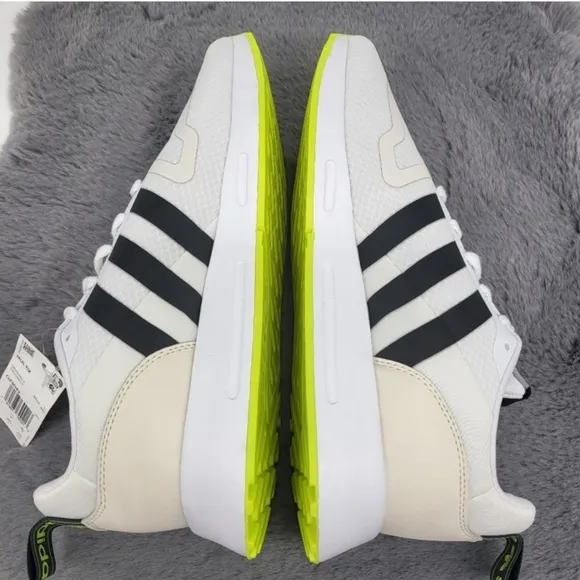 New Adidas Multix White Black Solar Yellow Men's Running Shoes Size 11.5