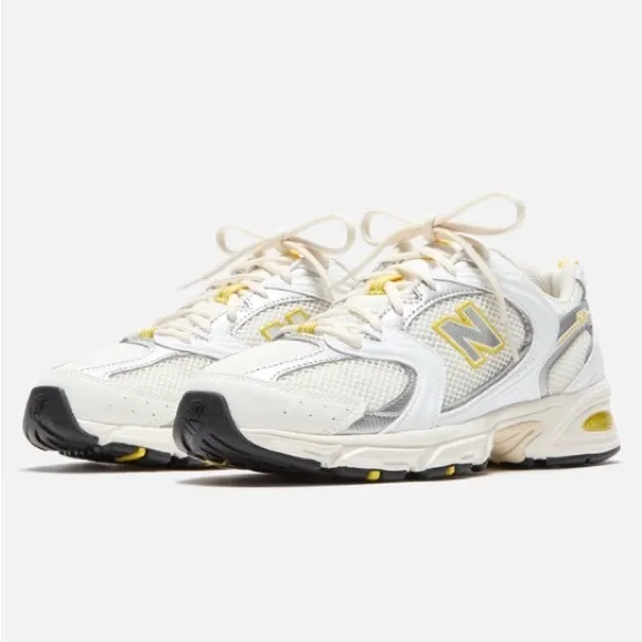 New Balance 530 Dad Sneakers Shoes White Sea Salt Yellow | Men’s 7 / Women’s 8.5