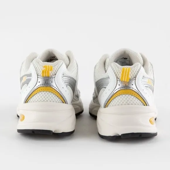 New Balance 530 Dad Sneakers Shoes White Sea Salt Yellow | Men’s 7 / Women’s 8.5