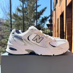 New Balance 530 Sneaker Shoes in Navy Blue Metallic White Women's