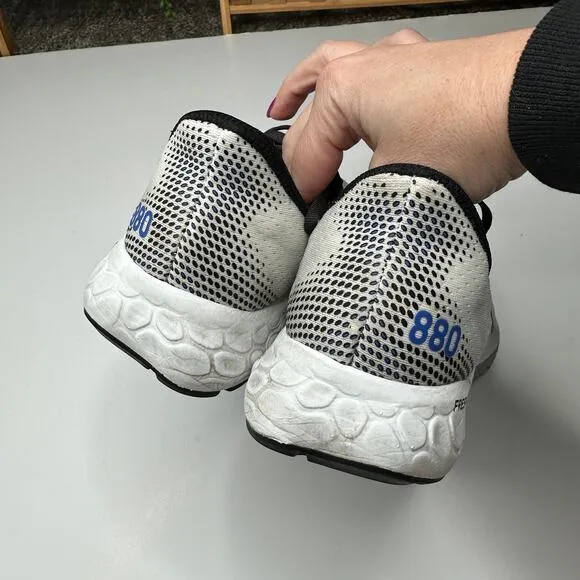 New Balance Fresh Foam 880v13 White Black Blue Running Shoes