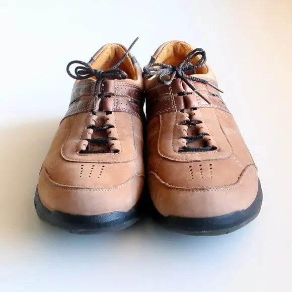 NEW Clarks Unstructured Men's Brown Nubuck Leather Lace-up Sneakers / Shoes 9.5