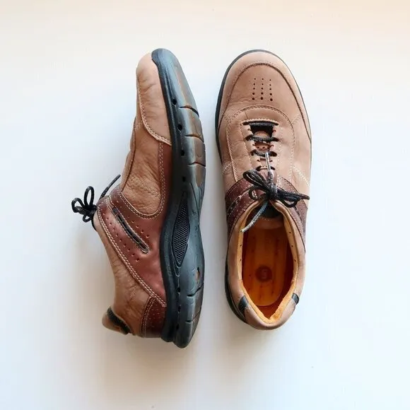 NEW Clarks Unstructured Men's Brown Nubuck Leather Lace-up Sneakers / Shoes 9.5