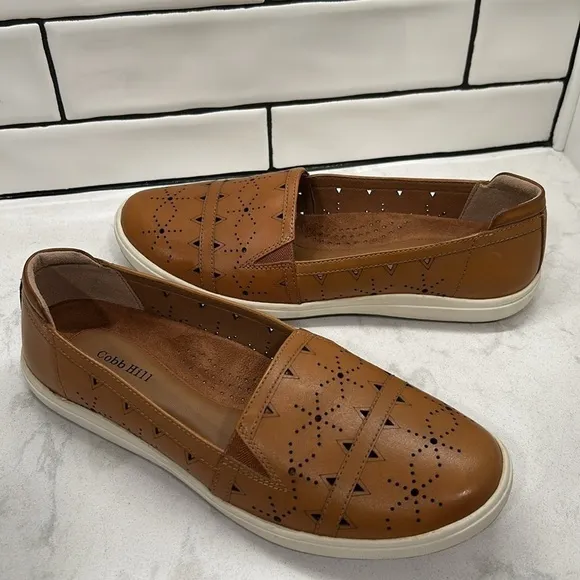 NEW COBB HILL Bailee Slip On Leather Tan