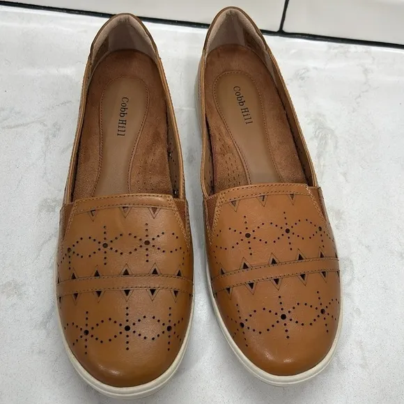 NEW COBB HILL Bailee Slip On Leather Tan