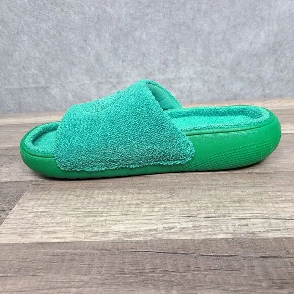 NEW CROCS CLASSIC TOWEL‎ SLIDE POOL COZY Men 8 Women 10 GREEN SHOWER SHOES