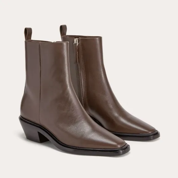 NEW Everlane Deep Brown Leather Havana Ankle Boot in Size 7.5