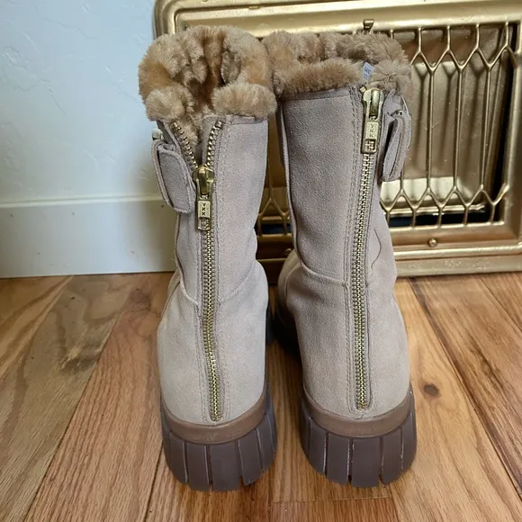 New Free People✨Fable Faux Fur Boot - Sand