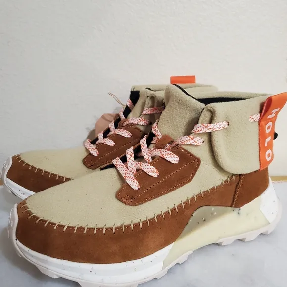 New Holo Brown Suede Beige Quorra Lace Up Hiking Sneakers Women's Shoe 10