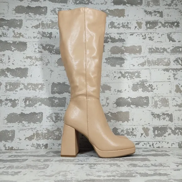 New Journee Collection Women's Mylah Cream Heeled Boots  O65